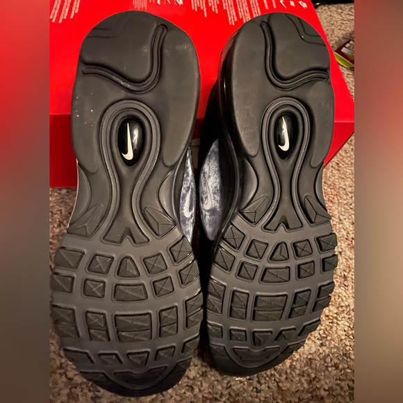 Nike Air Max 97 - Picture 4 of 5